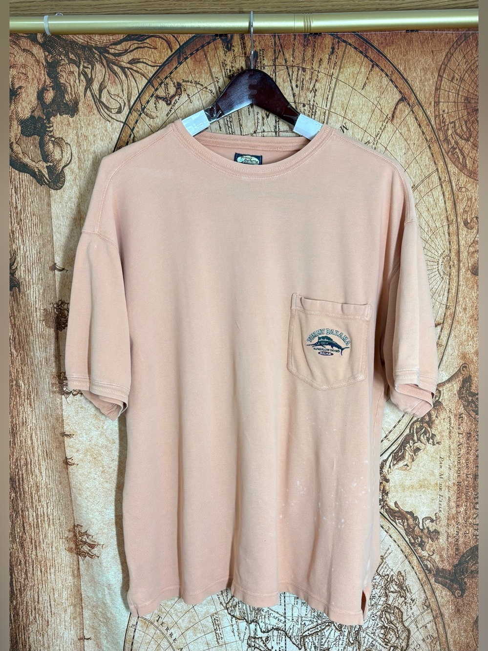 Men’s Sz L Vintage Tommy Bahama Relax Embroidered Marlin Pocket T-Shirt Peach